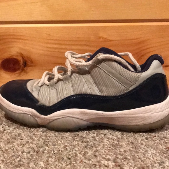 Men’s Jordan 11 “Georgetown” main image 8